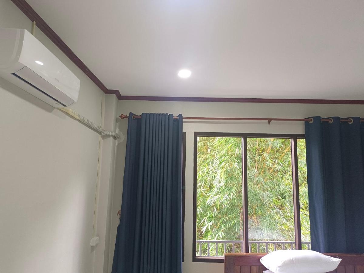 Vang Vieng Champa Hotel Exterior foto