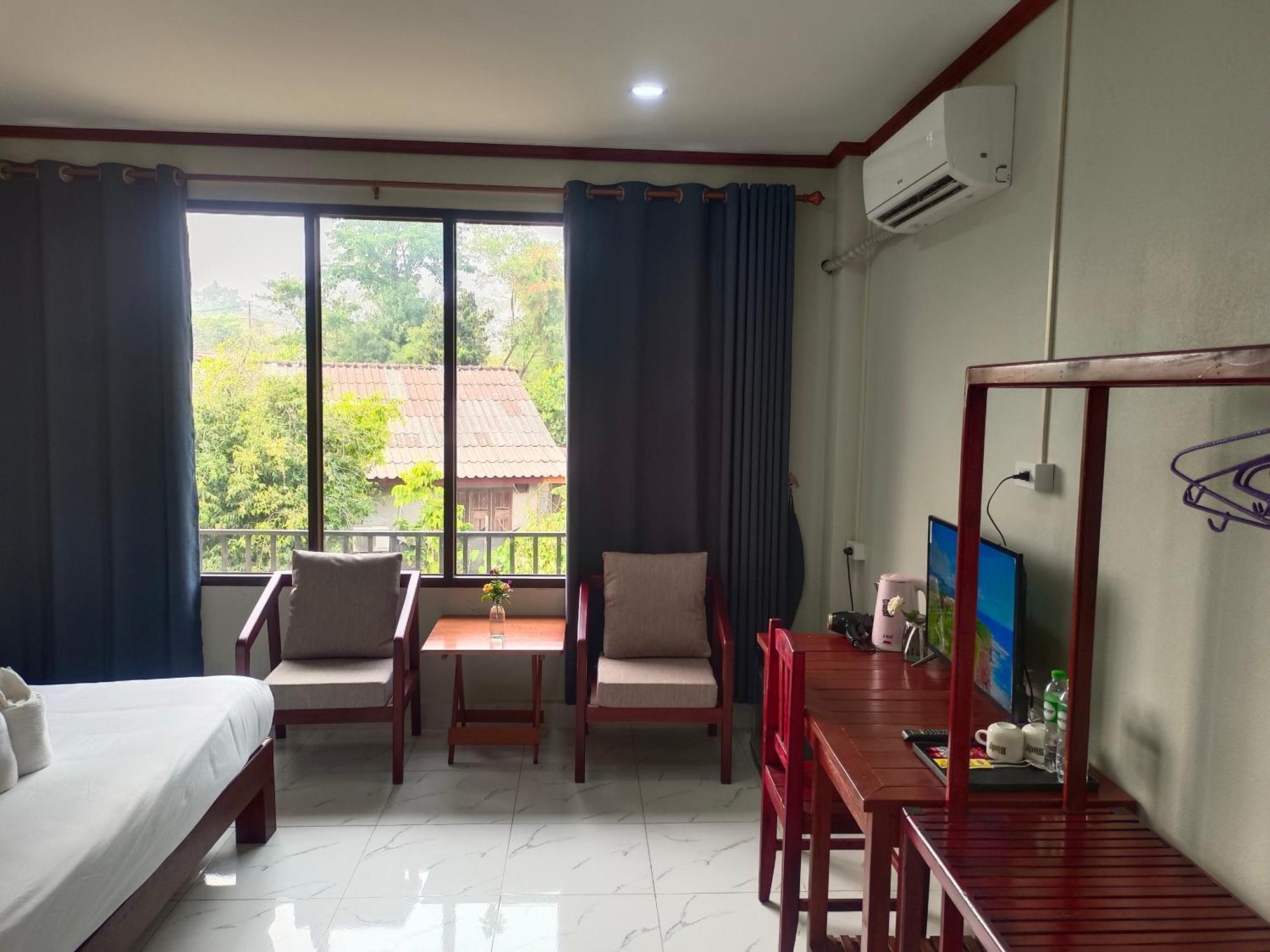Vang Vieng Champa Hotel Exterior foto